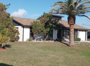 20 Pebble Beach Rd, Rotonda West, FL 33947