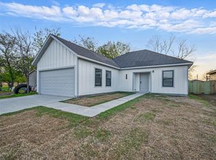 406 Broadway St, Whitesboro, TX 76273