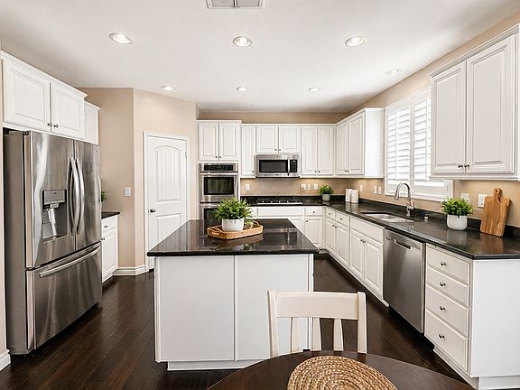 4th image of 5617 Lancewood Ct