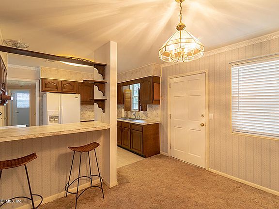 5th image of 2233 Thiervy Dr