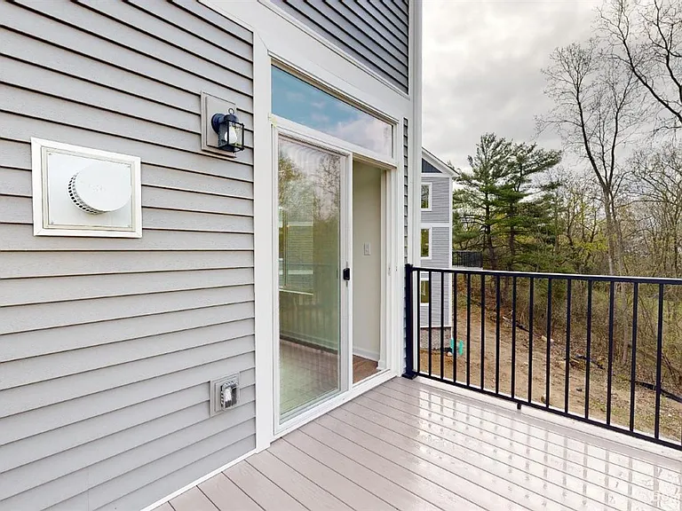 2725 Bristol Ridge Dr — Photo 9