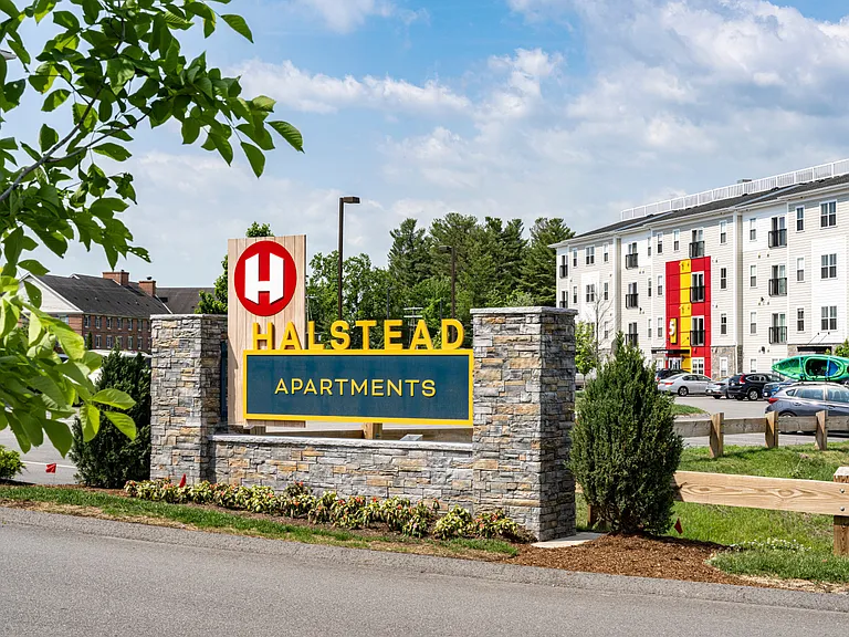 Halstead Merrimack — Photo 15