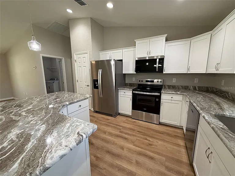 10426 SW 133rd Ave — Photo 5