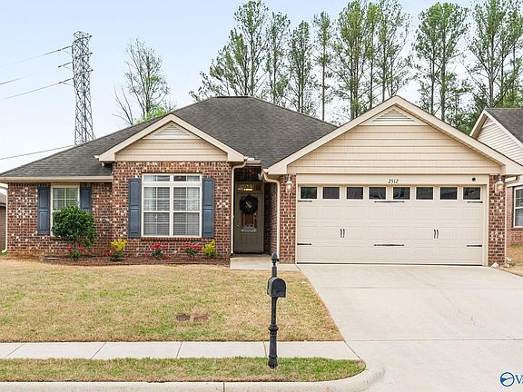 2nd image of 2512 Millwood Cir SE