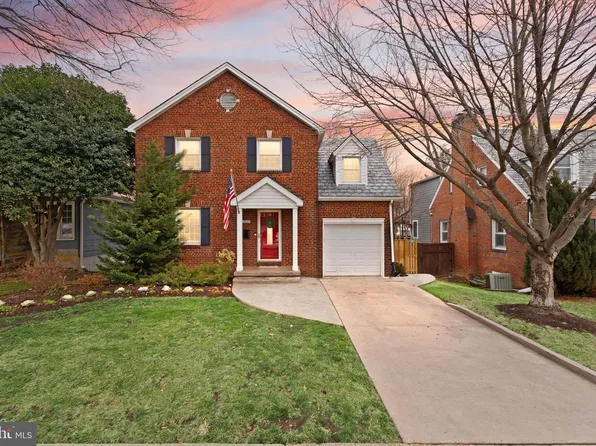 727 26th St S, Arlington, VA 22202