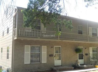 6619 Floyd St, Overland Park, KS 66202