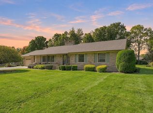 6312 W Hills Rd, Fort Wayne, IN 46804
