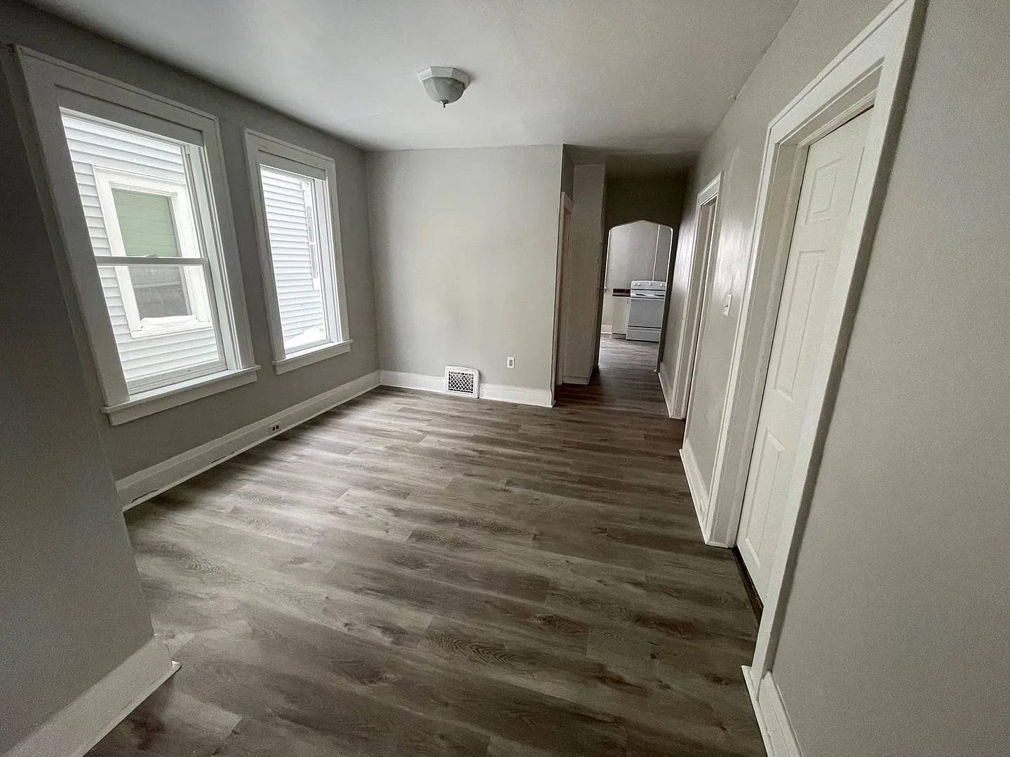 2705 W 2nd St — Photo 3