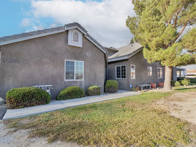 13300 Spring Valley Pkwy #A — Photo 1