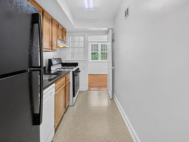 7812 Tilbury St #14 — Photo 7