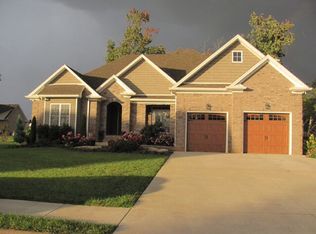 1616 Windwood Ct, Hopkinsville, KY 42240