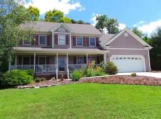 212 Fox Chase Dr, Kingsport, TN 37664