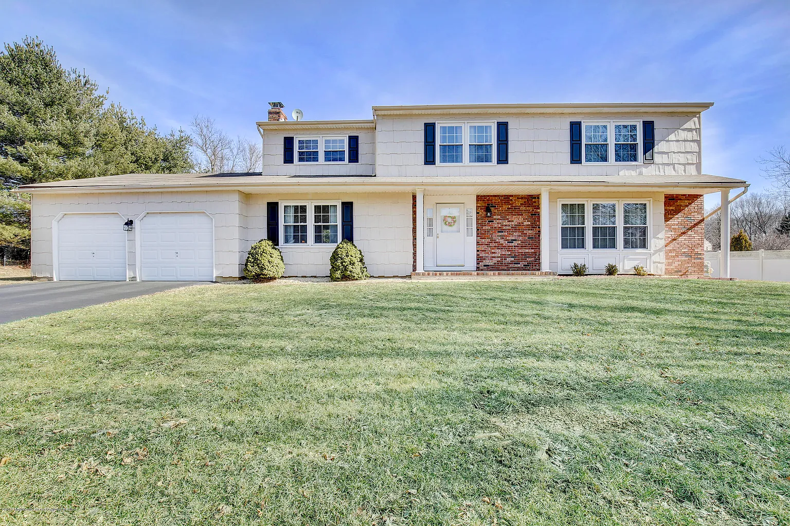 4 Swan Ct photo 1