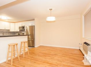 1332 W Fargo Ave, Chicago, IL 60626