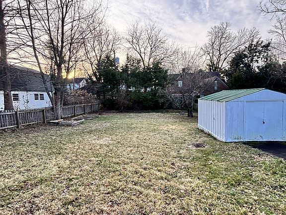 3rd image of 138 Sherman Ave