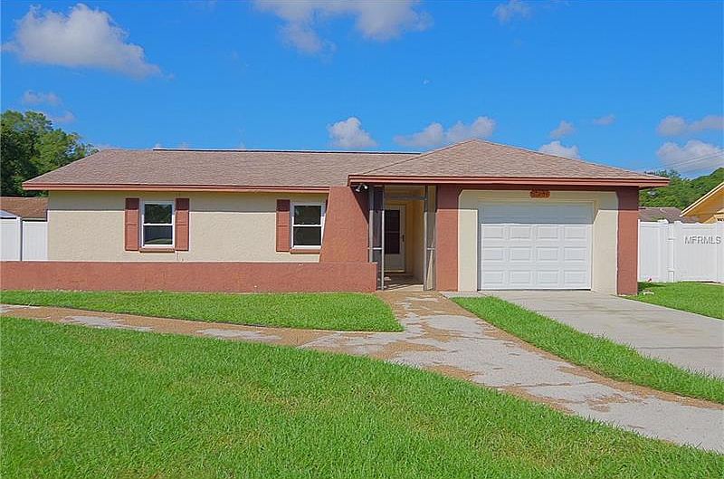 1st image of 11204 Crossmill Dr
