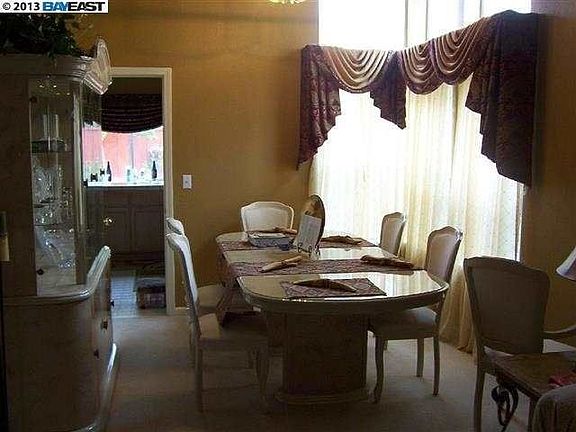 5th image of 2847 Montair Way