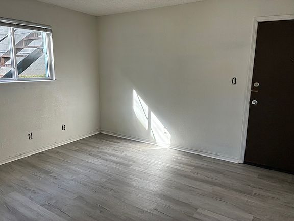 4th image of 5303 E 12th St #10