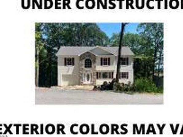 443 Lake Rd, Tobyhanna, PA 18466