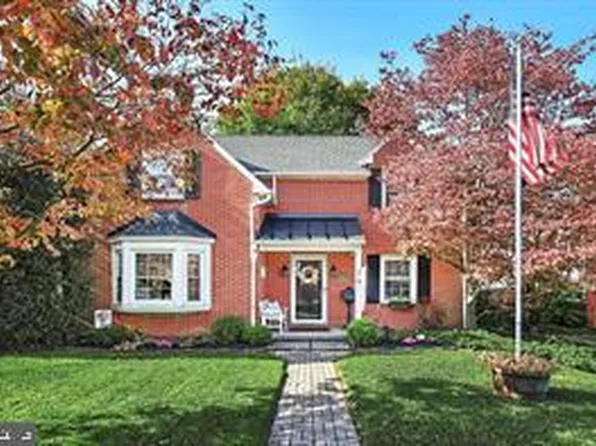 68 Maple Ave, Littlestown, PA 17340
