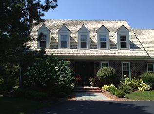 1785 Putneys Ct, Brookfield, WI 53045