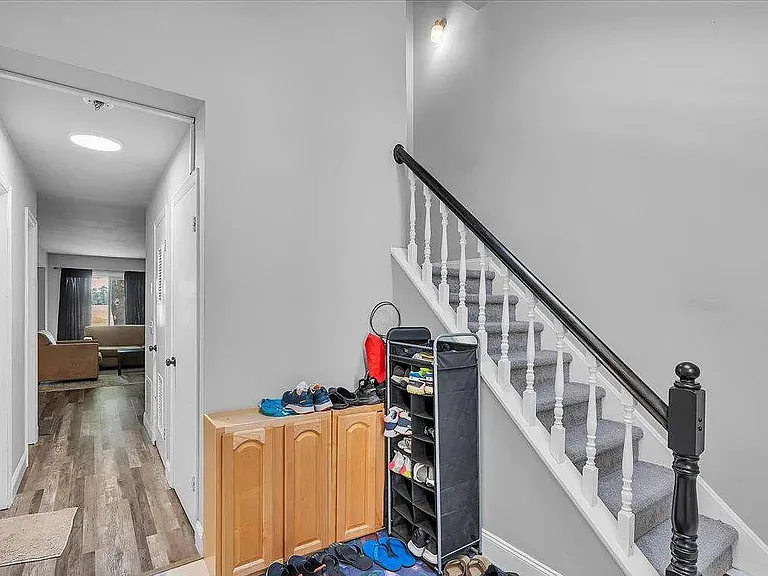 92 Ginger Dr — Photo 4