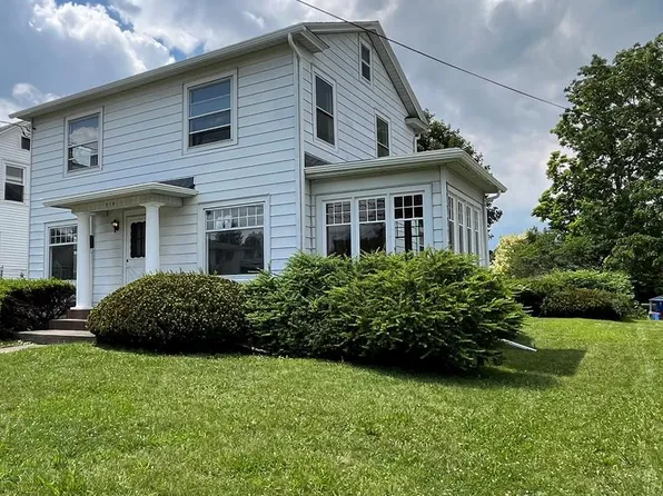 216 S Walnut St, Elmira, NY 14904