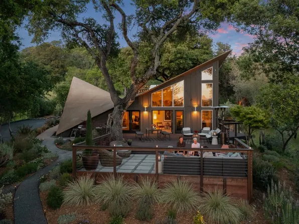 8700 Chalk Hill Road, Healdsburg, CA 95448
