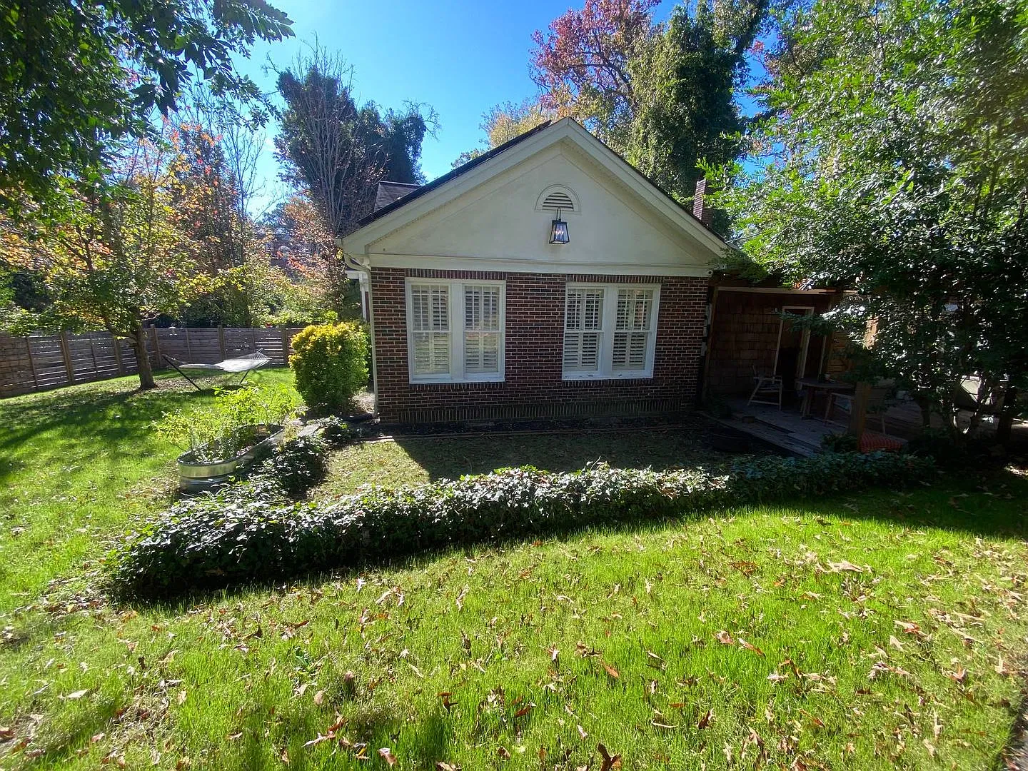$2,800/Month | 2 Bedrooms | 2.5 Bathrooms - Now Pre-Leasing For The 20272028 School Year! — Photo 3