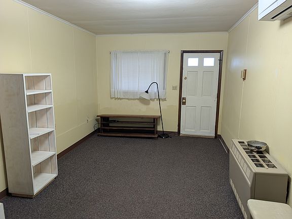 3rd image of 1827 Willard St #A