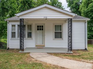 208 Garrison Dr, Belmont, NC 28012