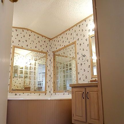 3rd image of 3037 E Picacho Dr