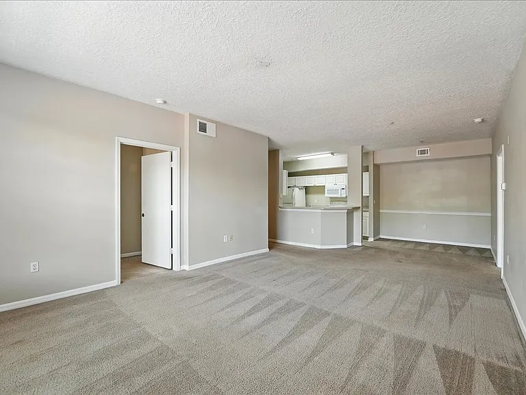 5560 Metrowest Blvd #108 — Photo 4