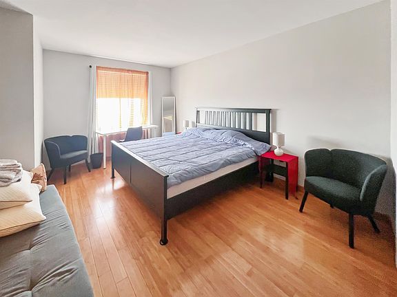 3rd image of 1906 Paterson Plank Rd