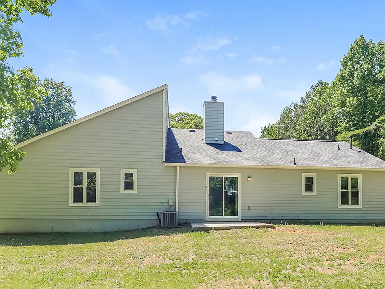 3000 Owens Meadow Dr NW — Photo 16