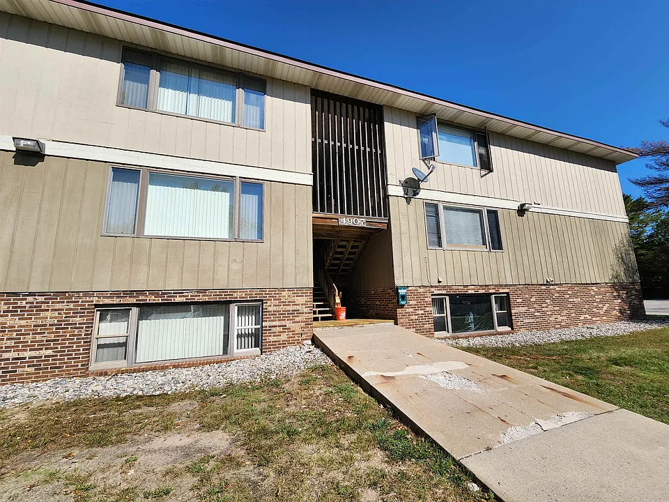 4907 Universal Dr #6