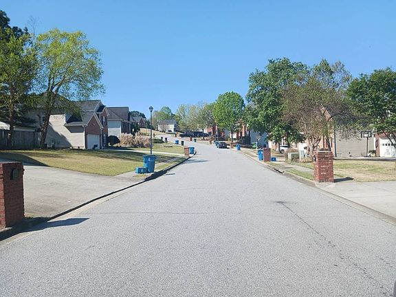 5th image of 453 Savannah Rose Way