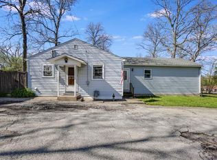 38678 N Lewis Ave, Beach Park, IL 60099