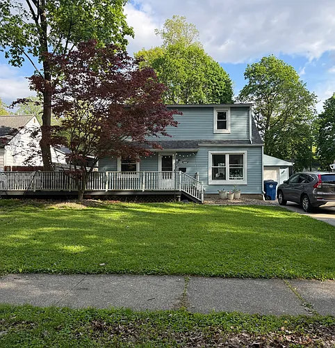 18603 Golf View Dr Photo 1