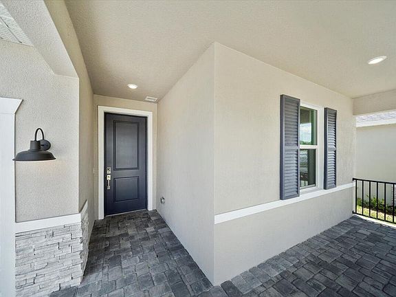 2nd image of 8948 Dahlia Circle
