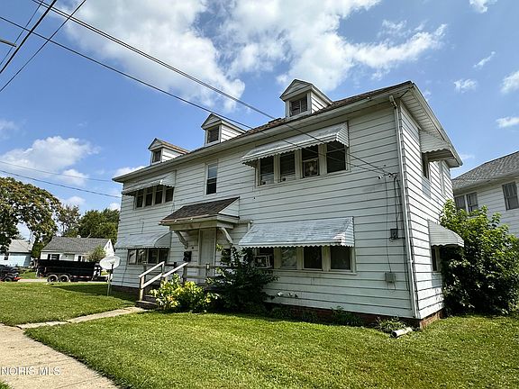 2nd image of 553 Dover Pl