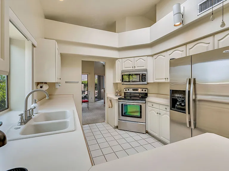 4555 E Red Mesa Dr — Photo 30