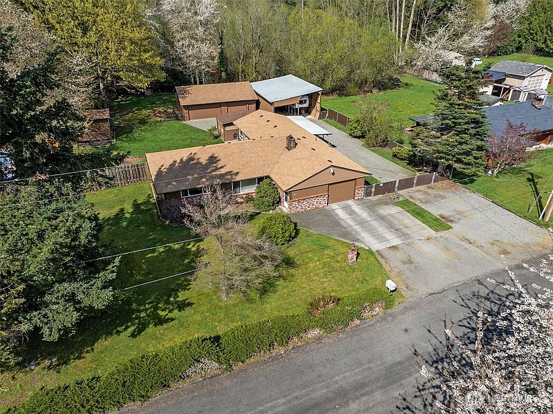 2nd image of 8311 110th Street E