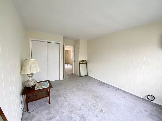 5th image of 50-23 184th St