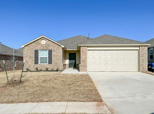 11717 NW 95th St, Yukon, OK 73099