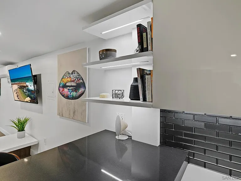 702 Kettner Blvd #B — Photo 10