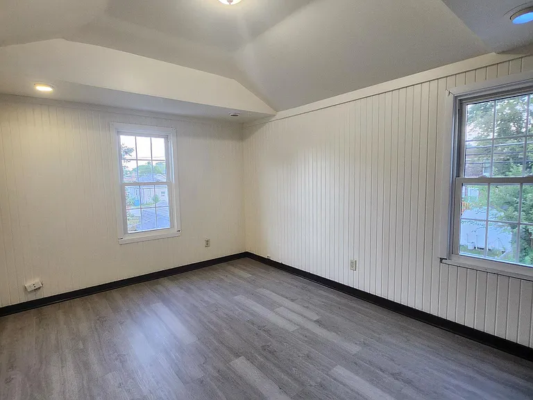 6837 Wicker Ave — Photo 15