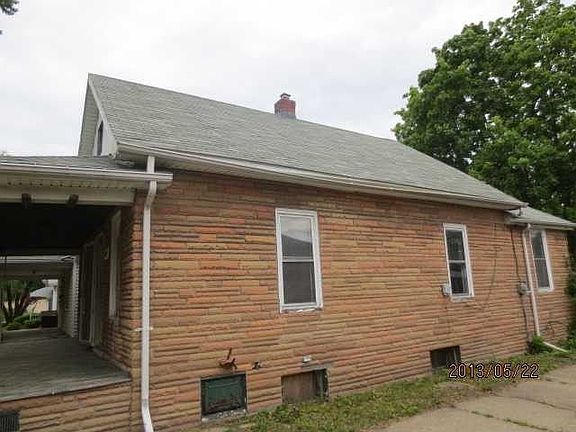 3rd image of 3246 Saint Bernard Dr