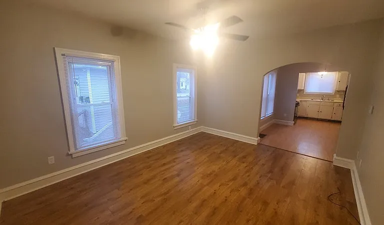 1332 C St SW — Photo 3