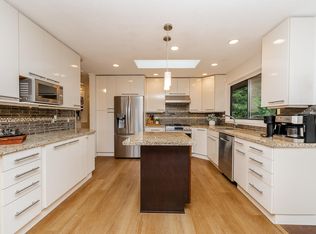 2988 Fleet St, Coquitlam, BC V3C 3R8